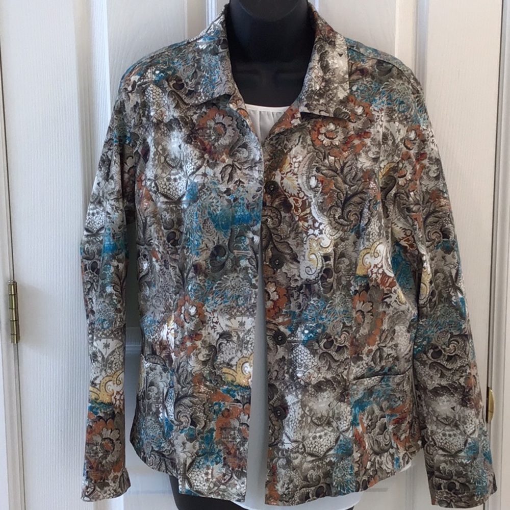 Chico’s size 1 stretch jacket in fall colors